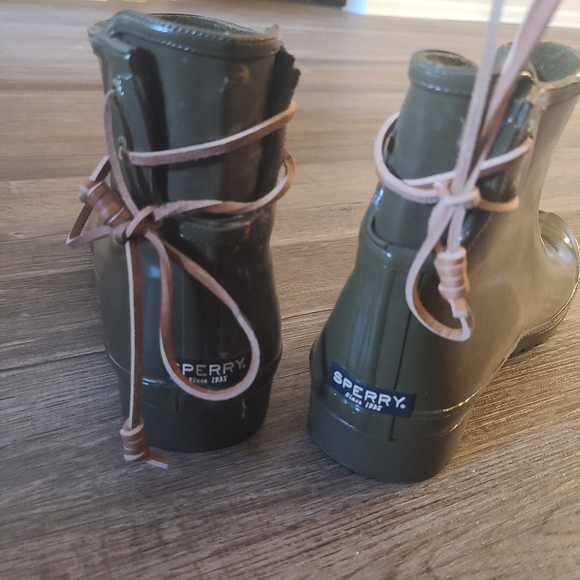 SPERRY WALKER TURF RAIN BOOTS HTF ARMY GREEN Color! - Picture 3 of 4